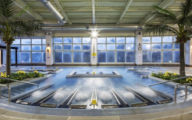 Dukgu Hot Spring Hotel