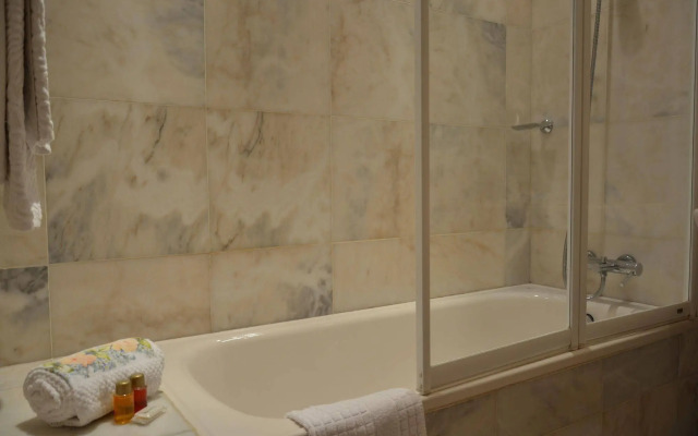 Loanda Hotel