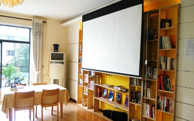 Wuhan Zhihu Youth Space Hostel