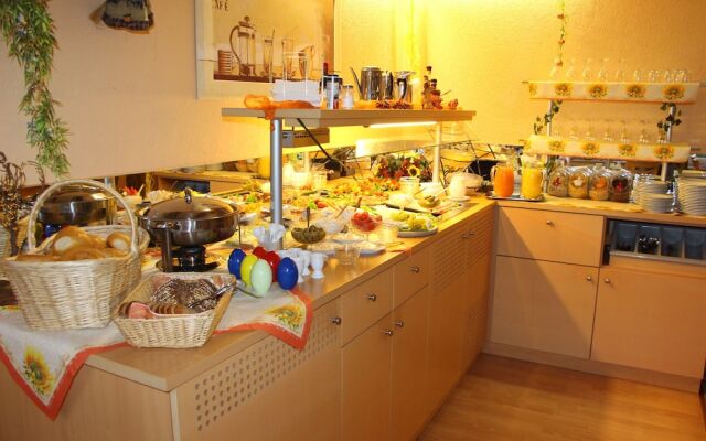 Sevdas Garni Hotel Weinforth