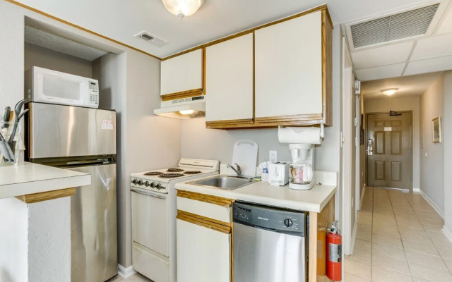 Hosteeva Oceanview Condos