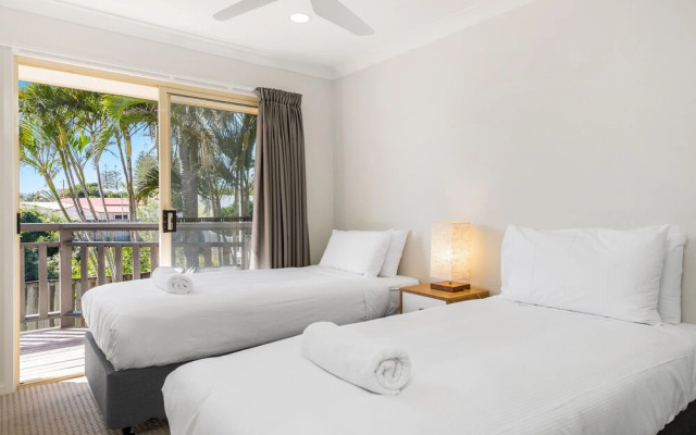 Bayside Court Apartments