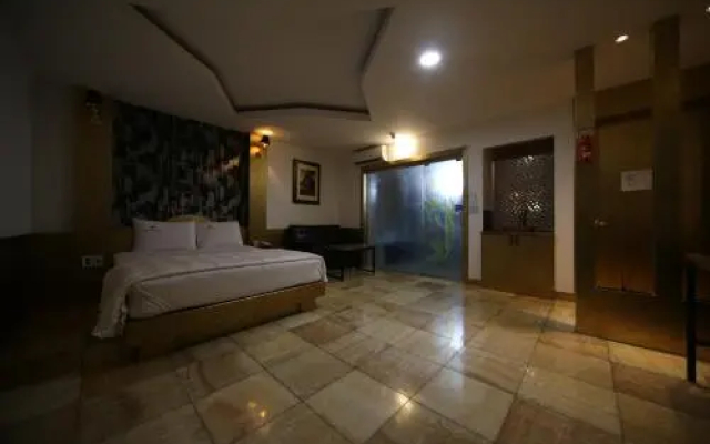 Hotel Midas