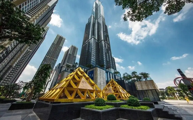 The Emerald Suites at Landmark 81