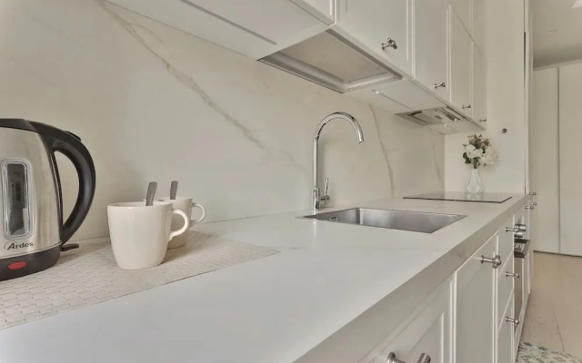 Elegant 2-bed apt in the Centre of Milan