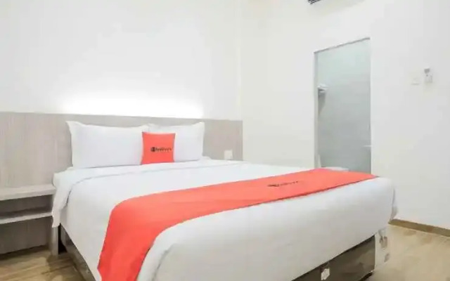 Reddoorz Plus @ Jalan Juanda Medan