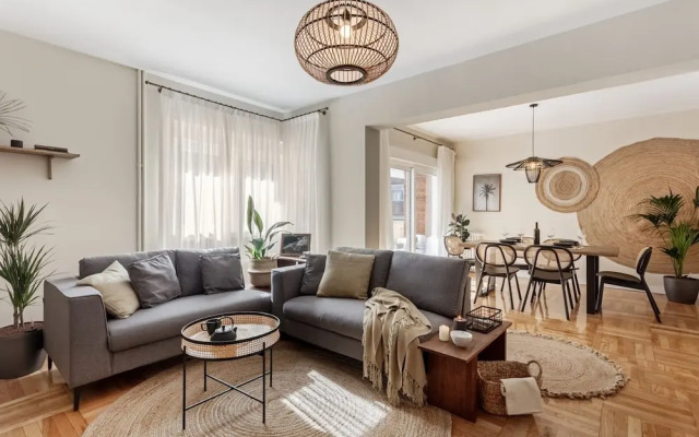 Laut - 3 Bedrooms and Terrace in Almagro