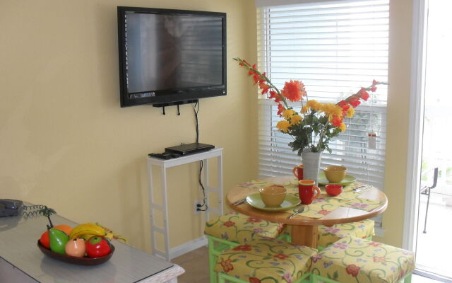 Seascape Deluxe Beach Condos by A B Sea Rentals