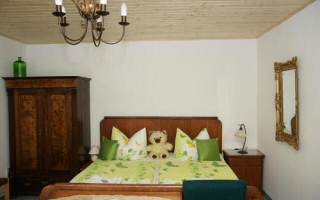 Apartmenthaus & Pension Antik