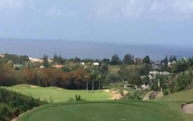 Paradise BDS - 3 B R Golf Villa at Rwml