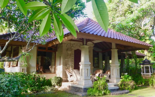 Gunung Paradis Retreat
