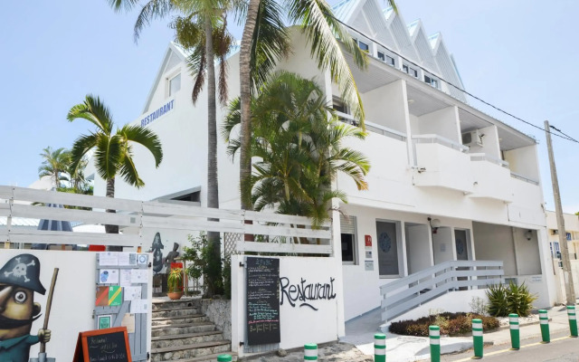 hotelImage