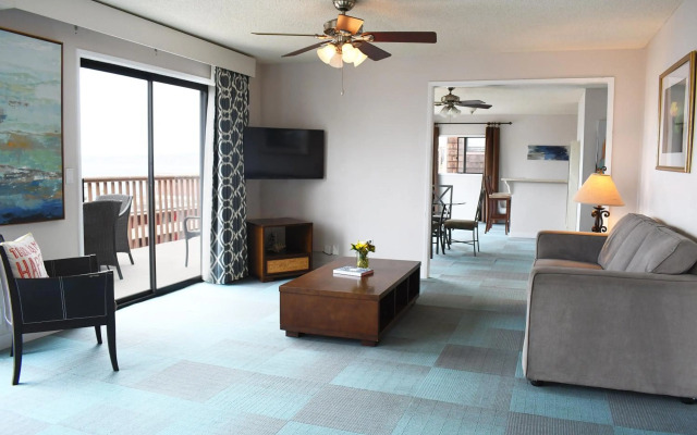 La Jolla Cove Suites