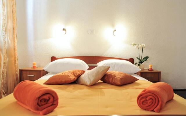 Apartment Doni