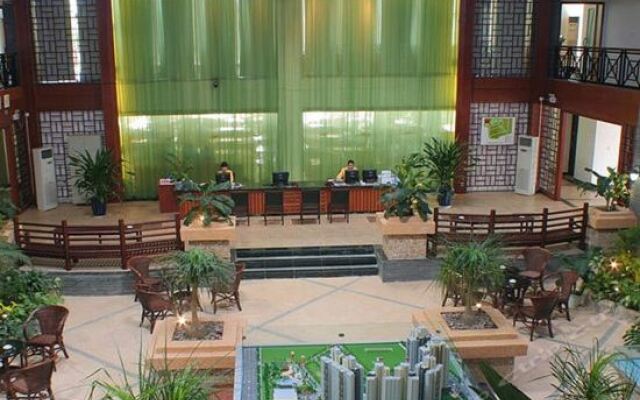 Beihai Silver Beach Holiday Hotel