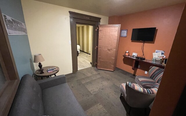 The Miner's Boutique Hotel