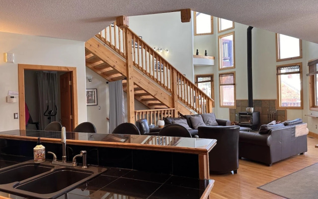 The Stemwinder Lodge by Simply Kimberley