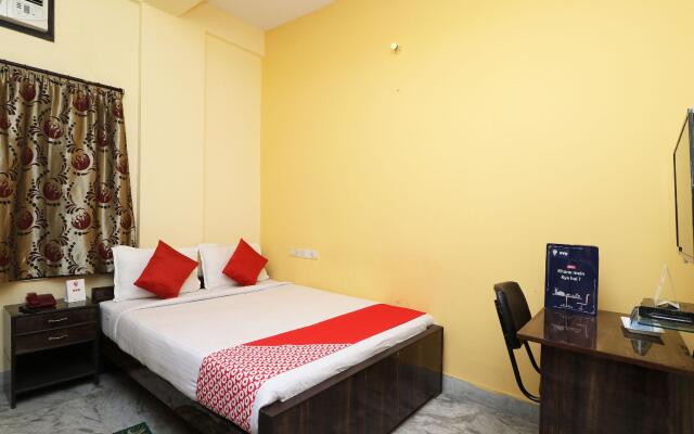 OYO 11319 Brickwood Guest House