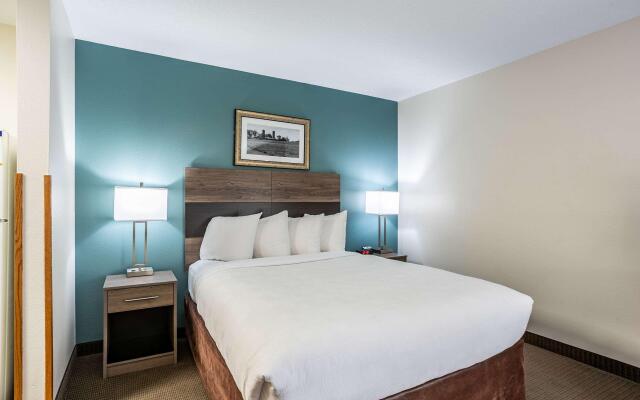 MainStay Suites Cedar Rapids North - Marion