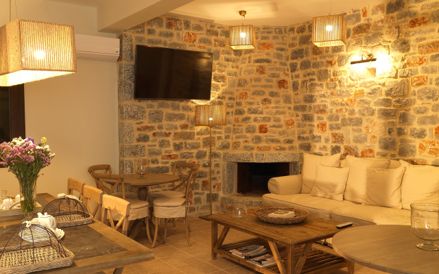 Kamares Villas Boutique Hotel