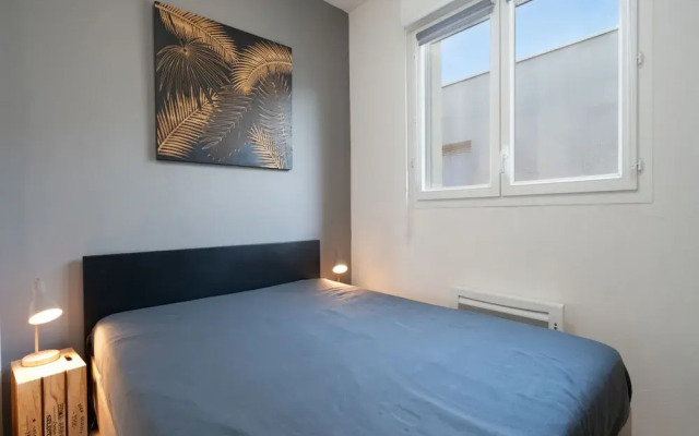 Villa in Valras-plage Near Sand Beach