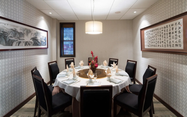 The Lexington Hotel, Autograph Collection