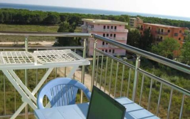 Hotel Mesdheu Velipoje