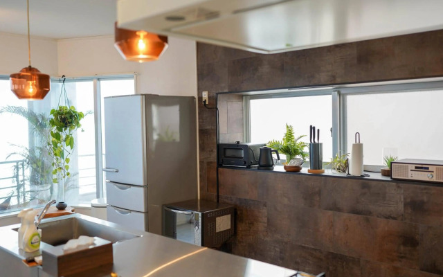 Transit House 5S Terminal