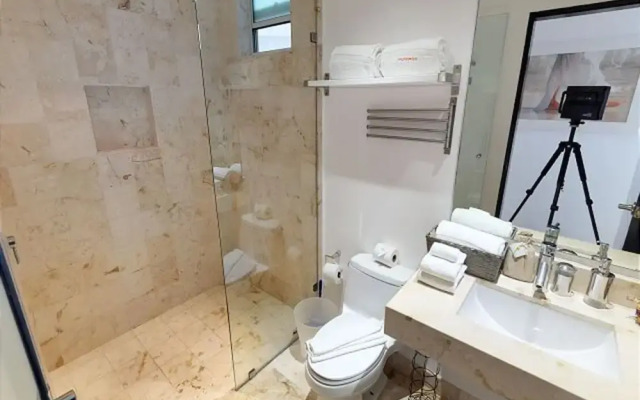 Elements 117 by Tripintravel