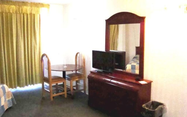 Leo Hotel