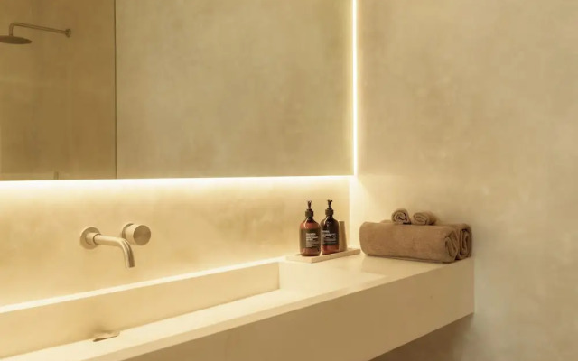 Lux Retreat 4BR Ocean Villa in Uluwatu