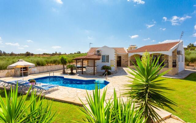 Villa Thea in Neo Chorio