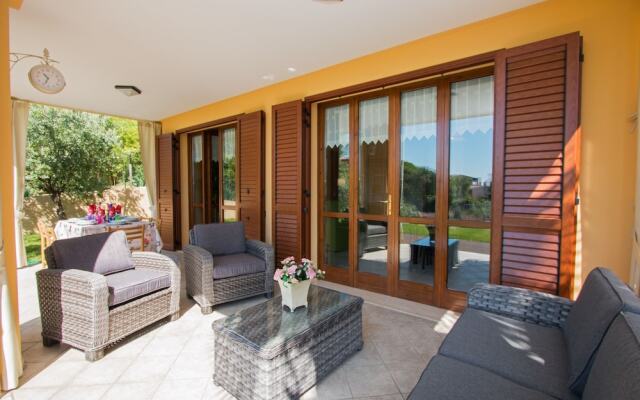 Crocus 1 con piscina by Wonderful Italy