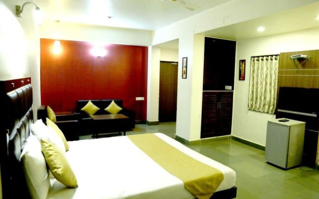 STARiHOTELS Railway Station Surat