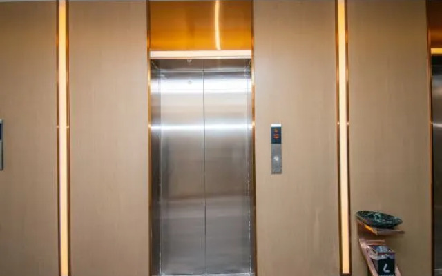 Lavande Hotel(Tongshan Wanda Plaza Yuquanhe Subway Station Store)