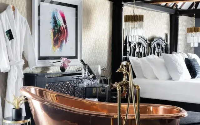 Staycations Maldon Suites