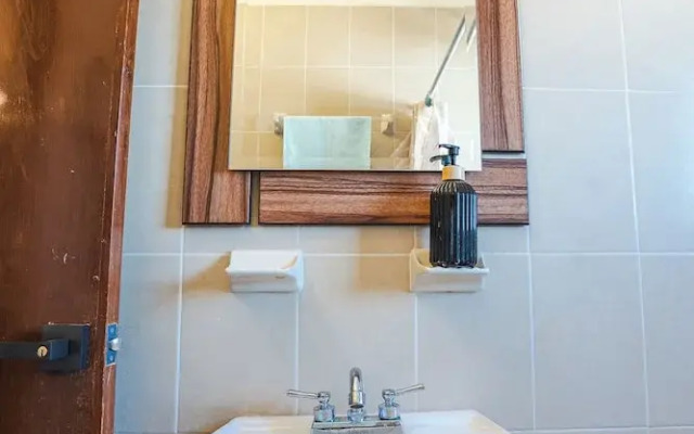 Modern and Tranquil Apartment in Tonala