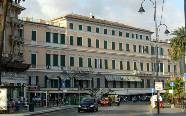 Grand Hotel Mediterranée