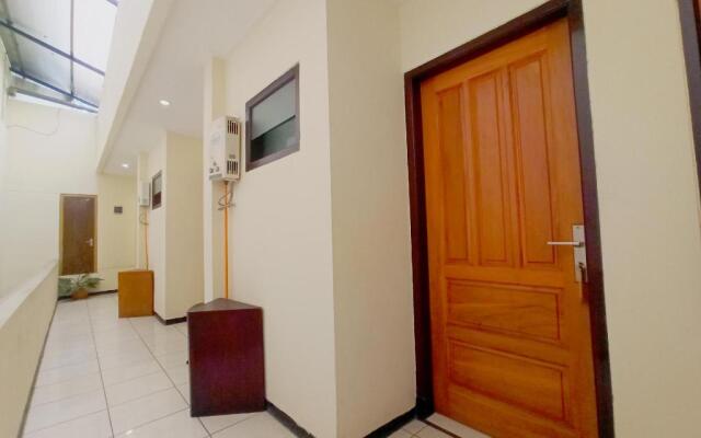 OYO Life 3956 Hotel Palem 2 Syariah
