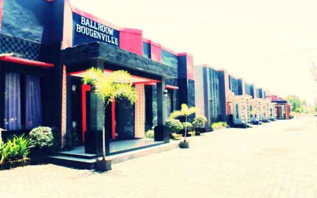 Grand Bougenville Hotel