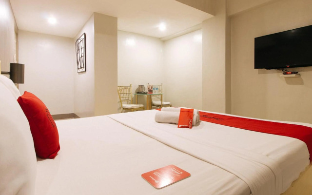 RedDoorz @ Samat Mandaluyong