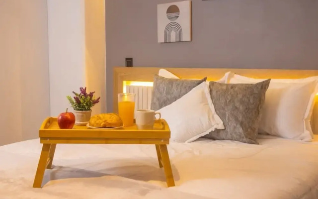 Comfy Aparta-suite Stadio Rosa Negra