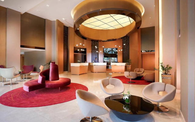 Novotel Yangon Max