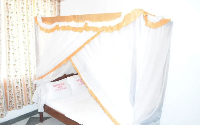 Whitesun Safari Hotel