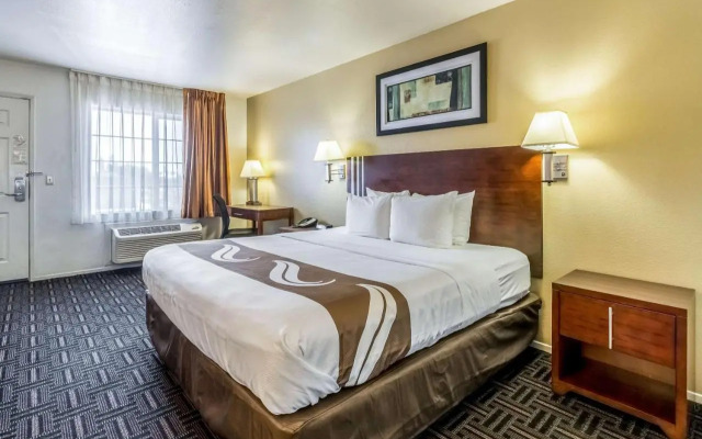 Super 8 Motel - Fresno/North CA