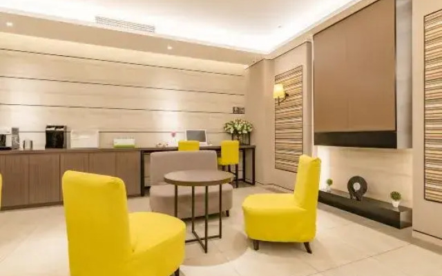 Homeinn Plus Hotel (Tai'an Dongyue Street Renault Wuyue Plaza)