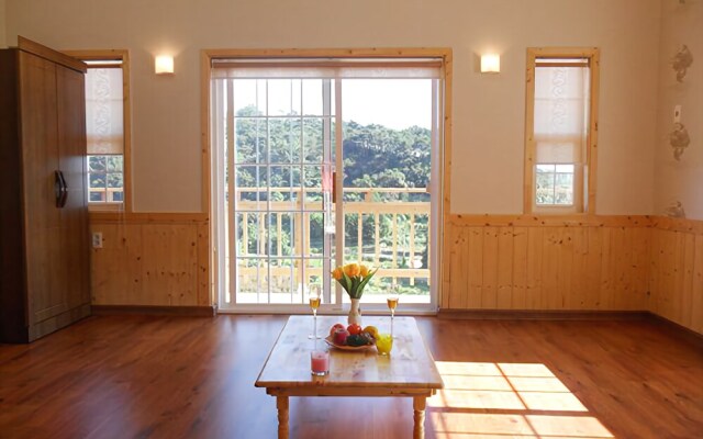 Tongyeong two Five Pension