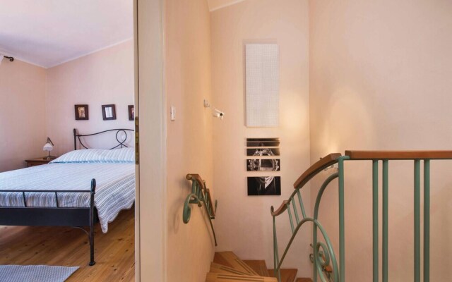 Nice Home in Liznjan With Wifi and 4 Bedrooms