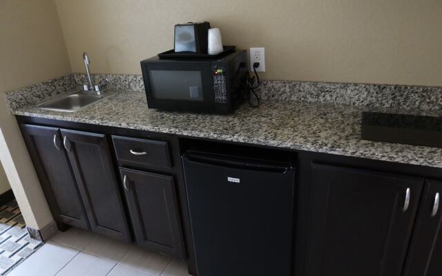 Scottish Inns & Suites White Settlement