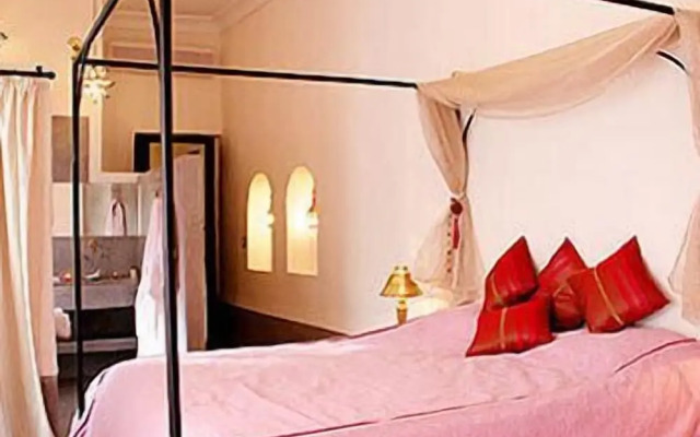 Riad Davia